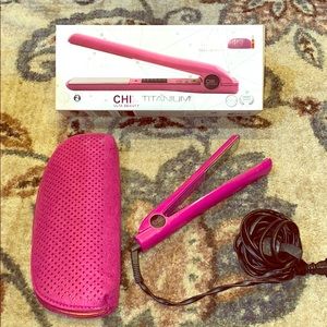Ulta Beauty Exclusive Pink Chi Hair Straightener